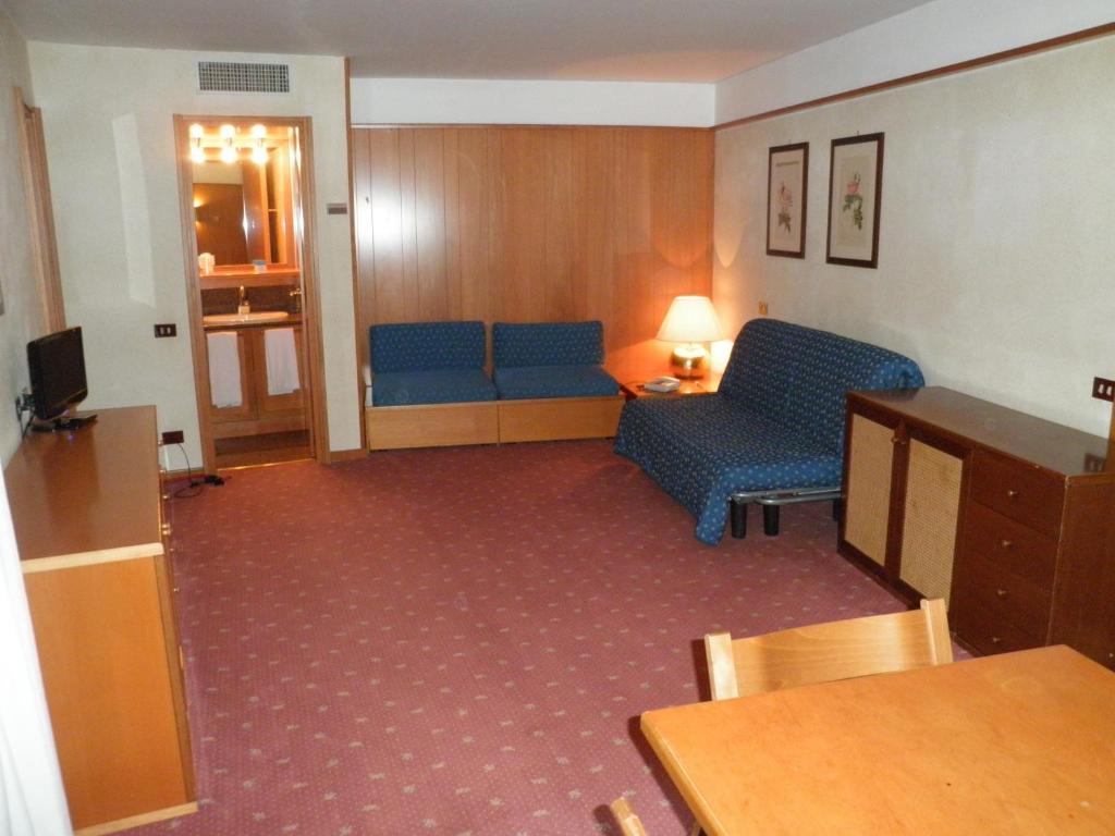 R.T.A. Hotel Des Alpes 2 Madonna Kamer foto