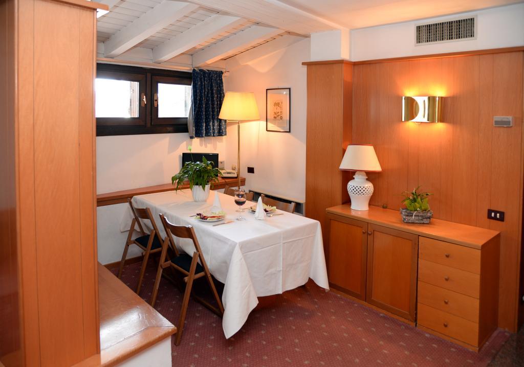 R.T.A. Hotel Des Alpes 2 Madonna Buitenkant foto