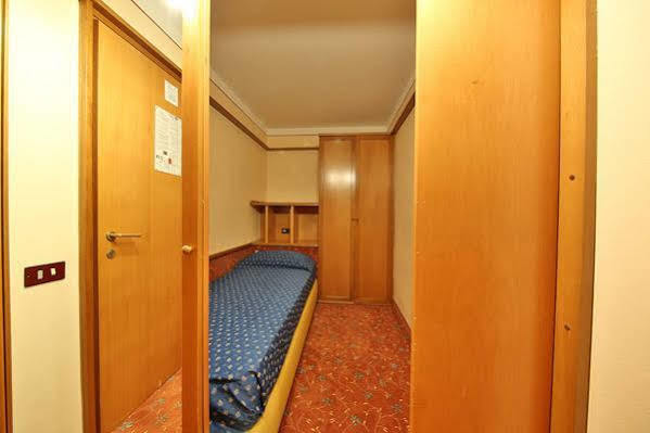 R.T.A. Hotel Des Alpes 2 Madonna Buitenkant foto