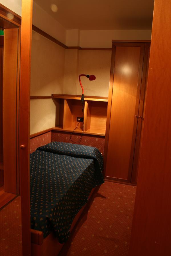 R.T.A. Hotel Des Alpes 2 Madonna Buitenkant foto